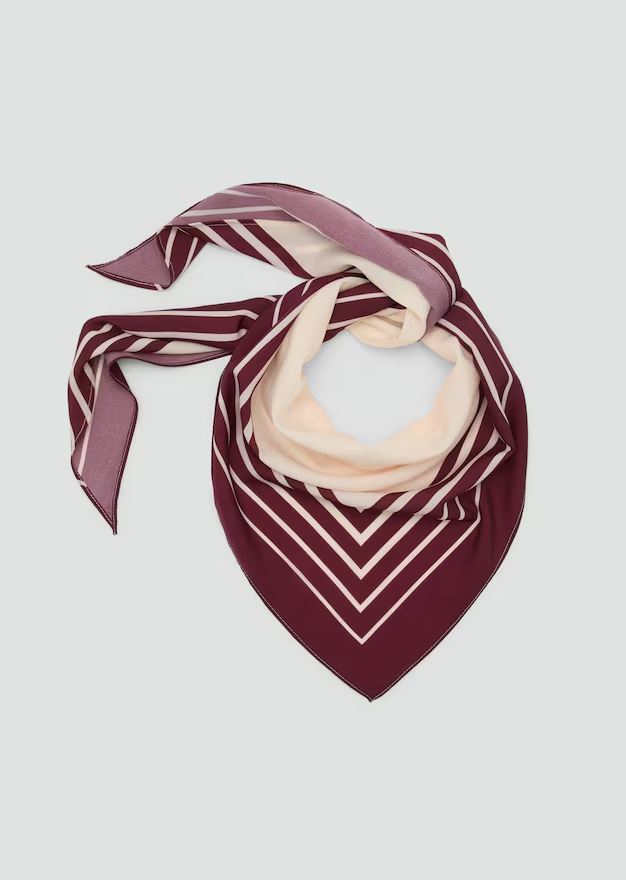 Scarf Bari1