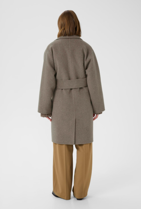 YillaIW Coat