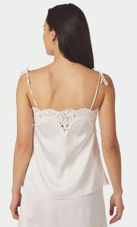 Kaela Heavy Lace Top Production Pearl
