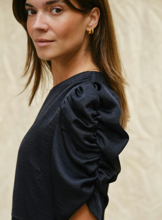 Benuti Solid Dress