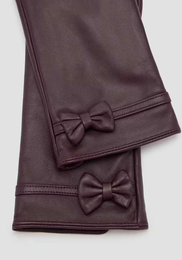 Gloves Bow