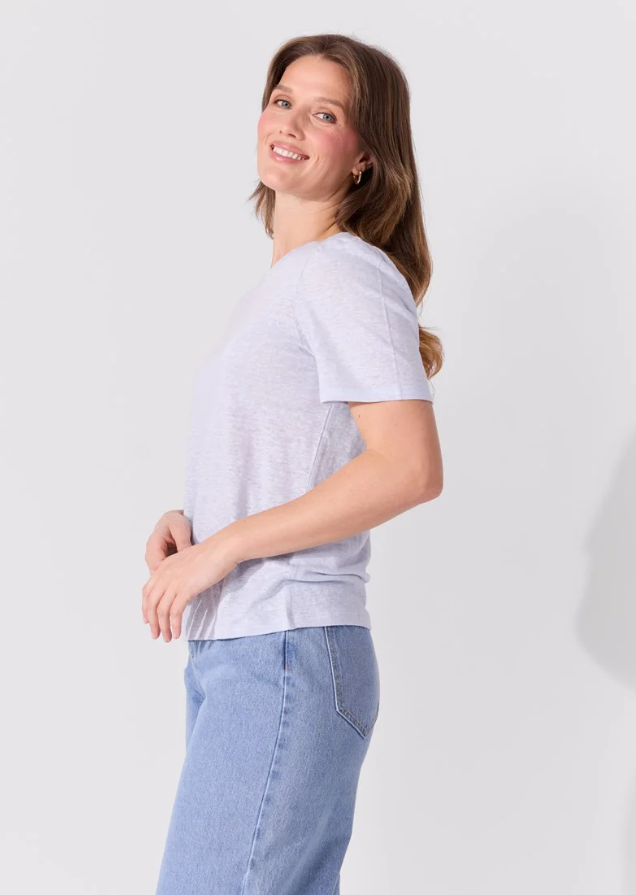 Ellen Lintopp Skywriting