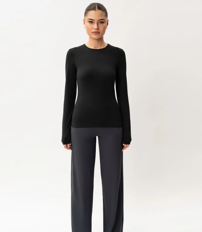 Soft Long-Sleeve T-Shirt Black