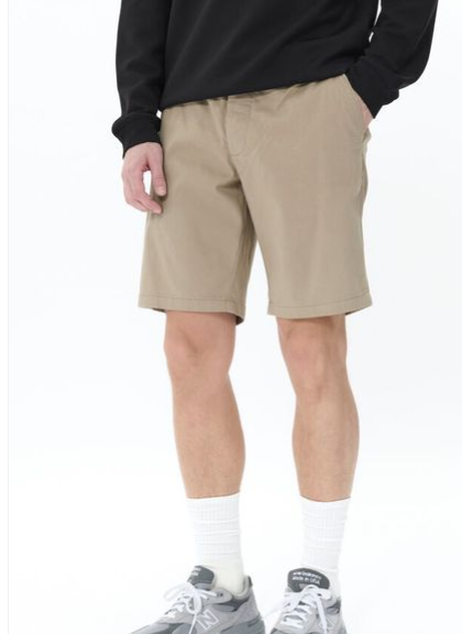 MAthomas Short