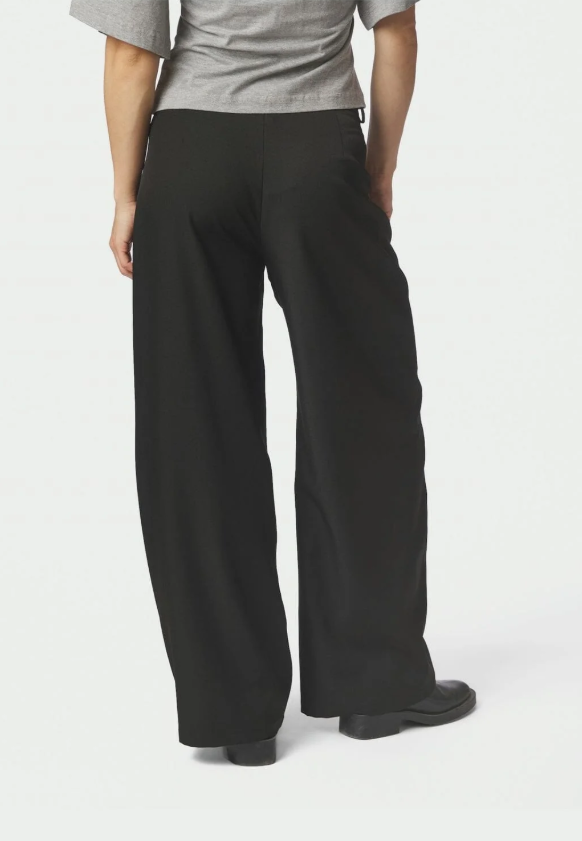 Massie Structure Pants Black