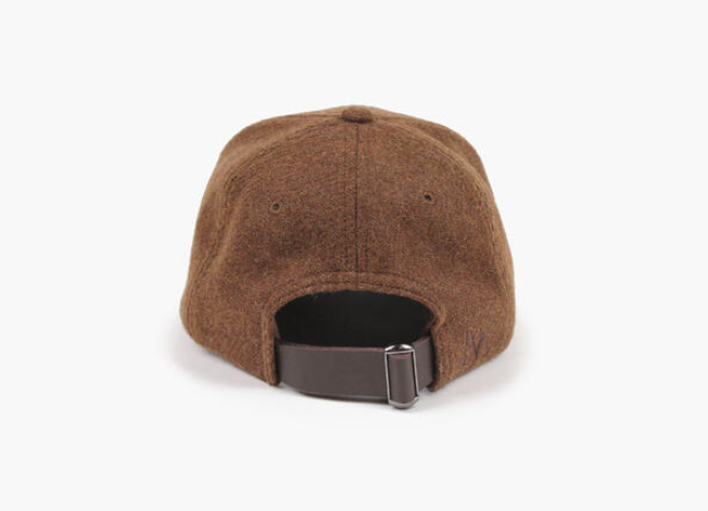 Nohr Synne Ullcaps med skinnreim