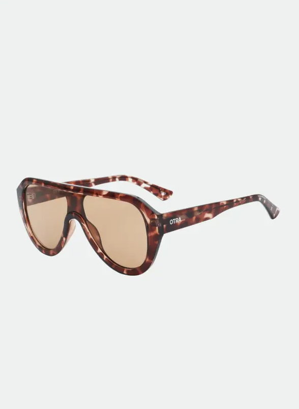 Cameron Tort/Brown