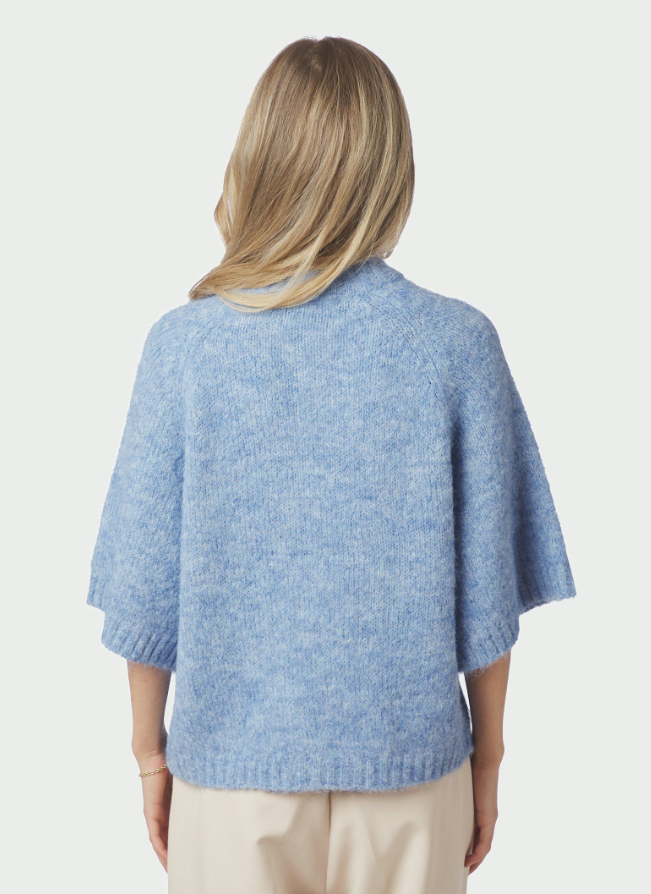 Benuta Fluffy Knit Cardigan