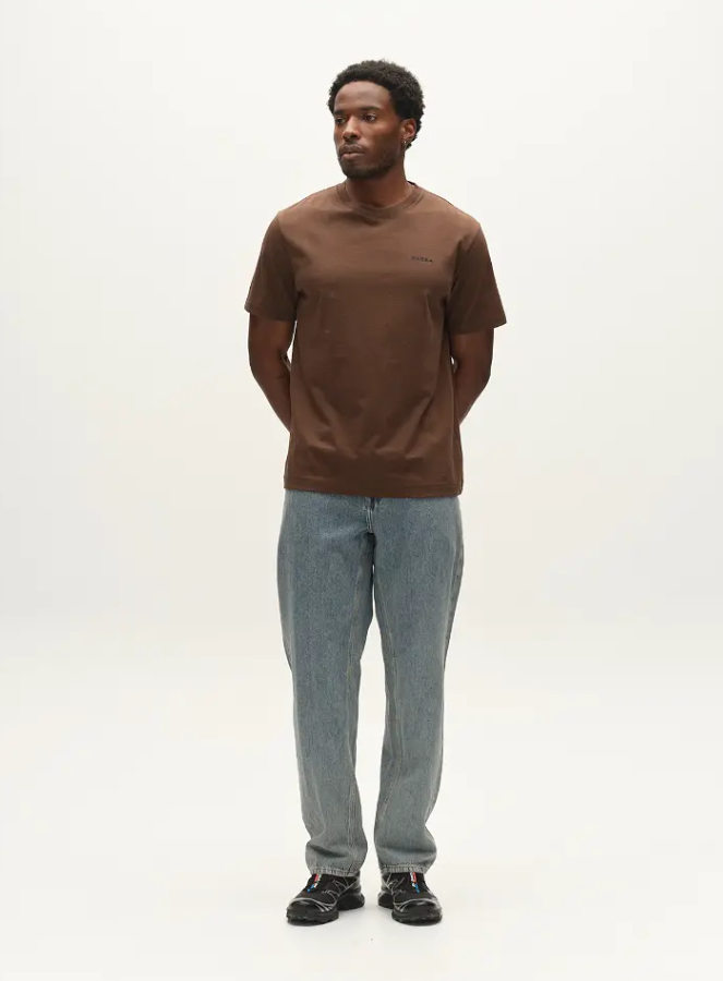 Dune Logo SS GOTS Brown Slate