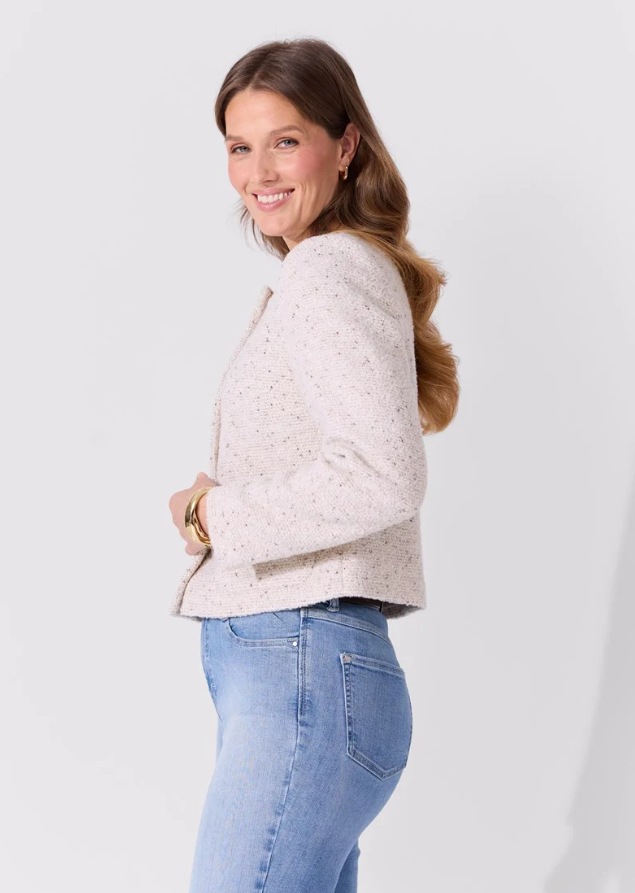 Mia Jakke White Sand