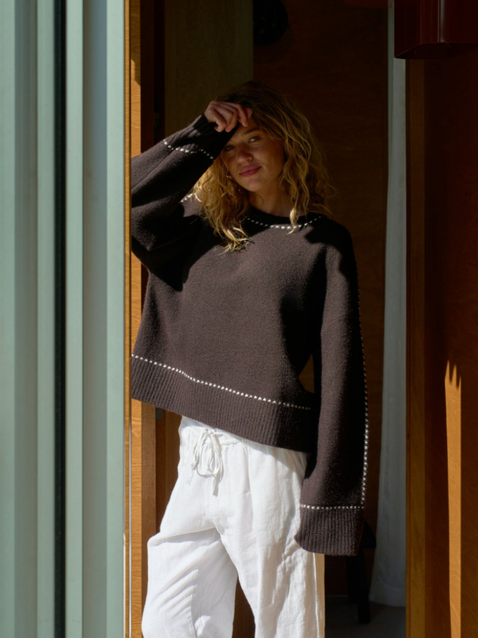 Roeme Knit Stitch Blouse Dark Brown