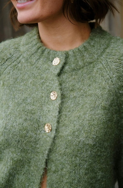 Benuta Fluffy Knit Cardigan