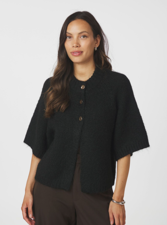 Benuta Fluffy Knit Cardigan