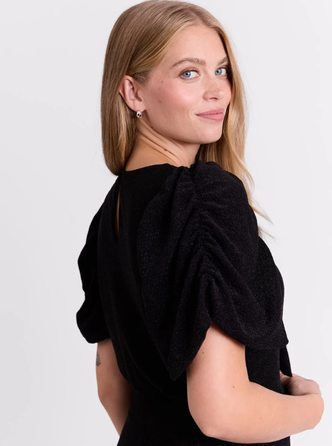 Emira Glitterkjole