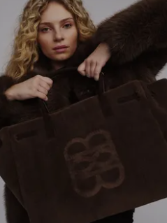 Lykke Shearling Bag Brown