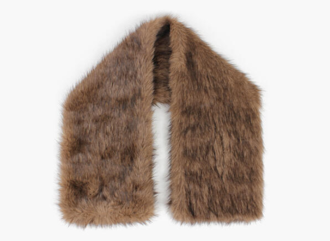 Angela Skjerf i Fuskepels