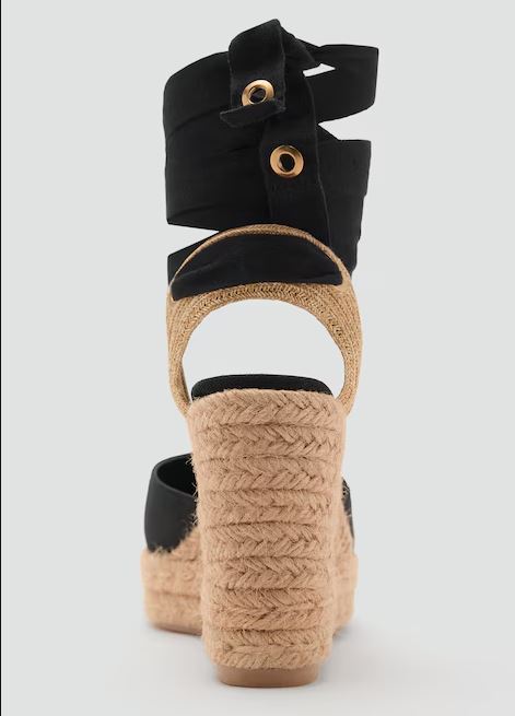 Shoes Ona
