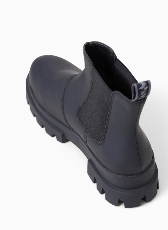 Courant Boot