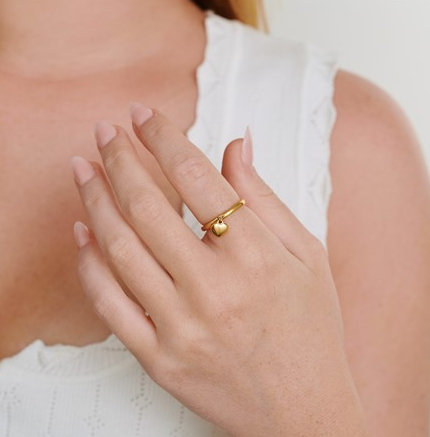 Iselin - Heart Ring Stainless Steel