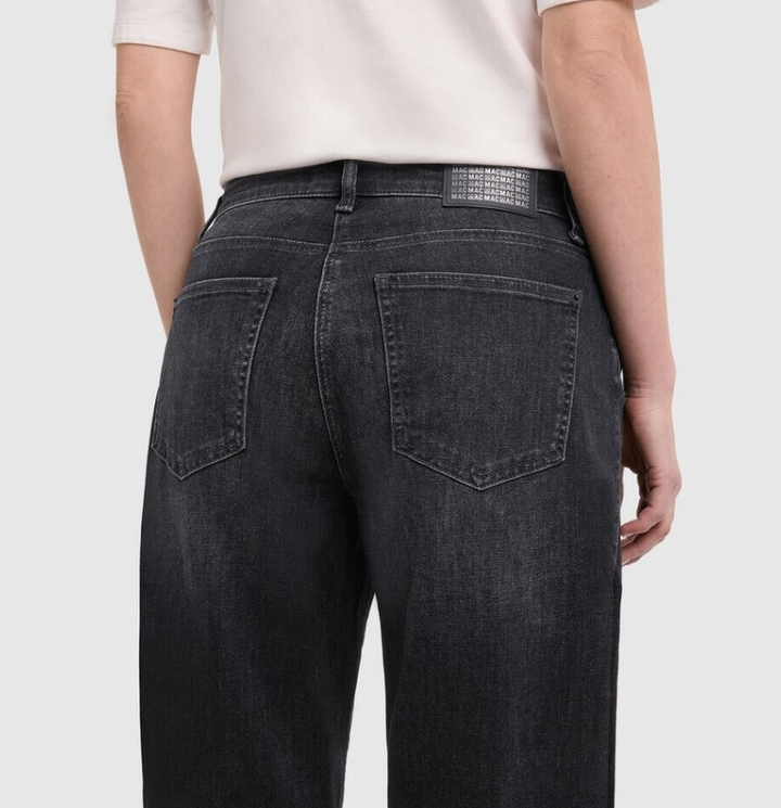 Danni Authentic Black