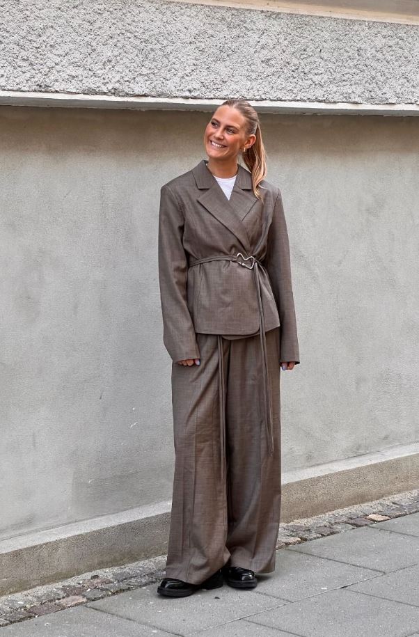 Ivia-M Blazer