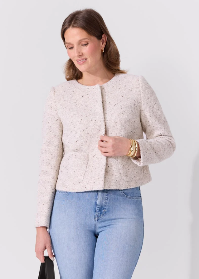 Mia Jakke White Sand