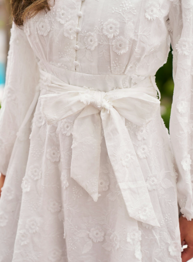 Monnie Embrodery Dress Production White
