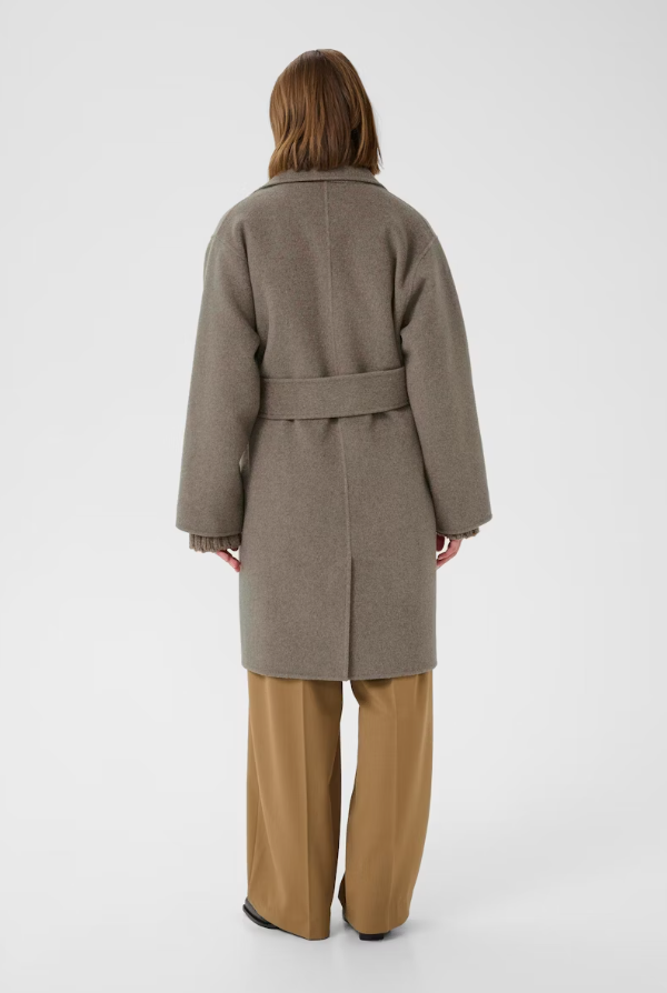 YillaIW Coat