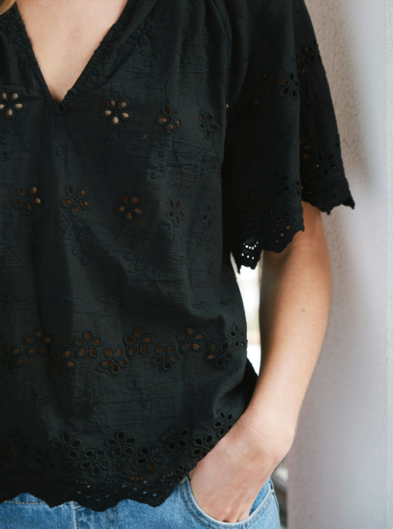 Odet Embroidery Blouse