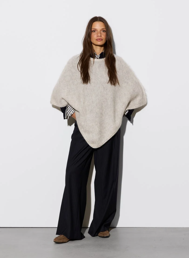 Helena poncho Birch