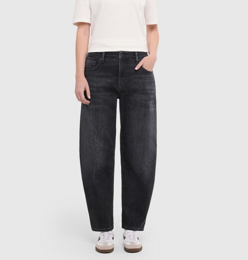 Danni Authentic Black
