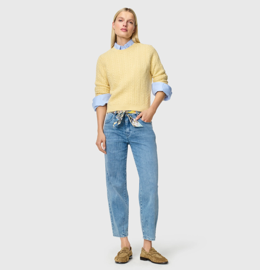 Bobbie Random True Blue
