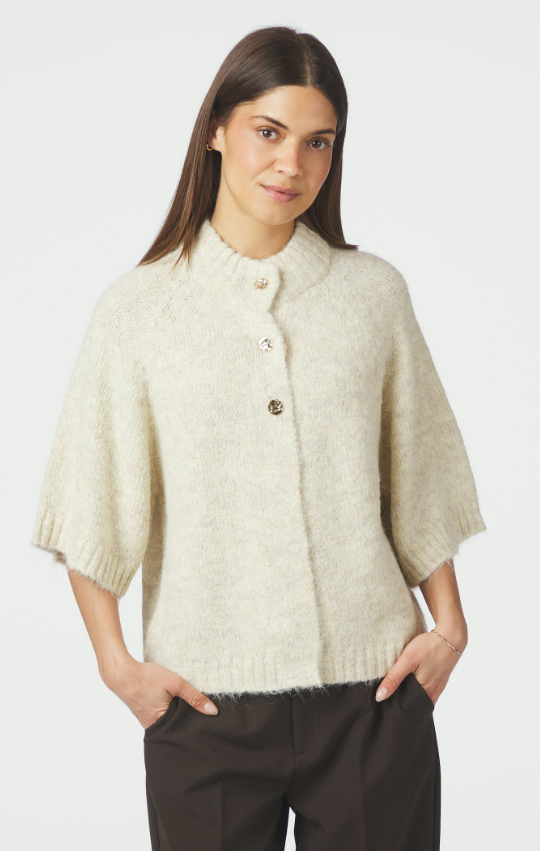 Benuta Fluffy Knit Cardigan Ivory