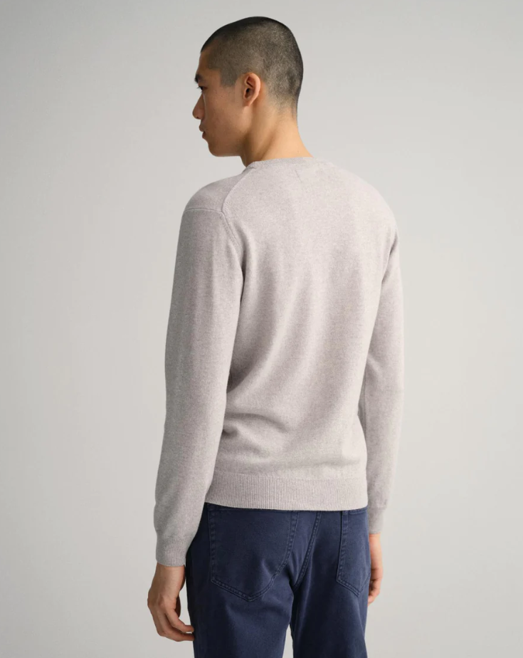 Superfine Lambswool C-Neck